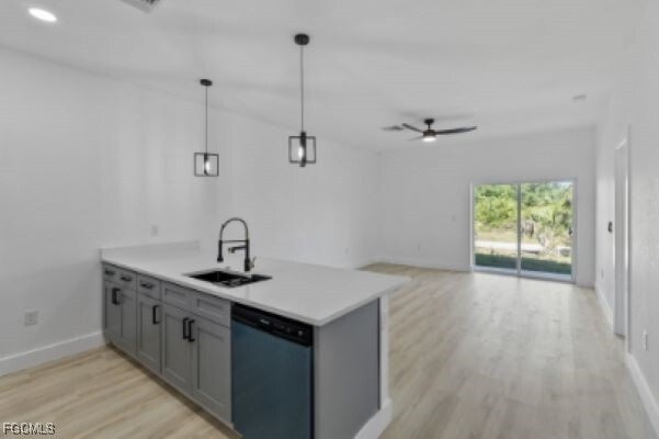 Photo - 8249 Dimstead St