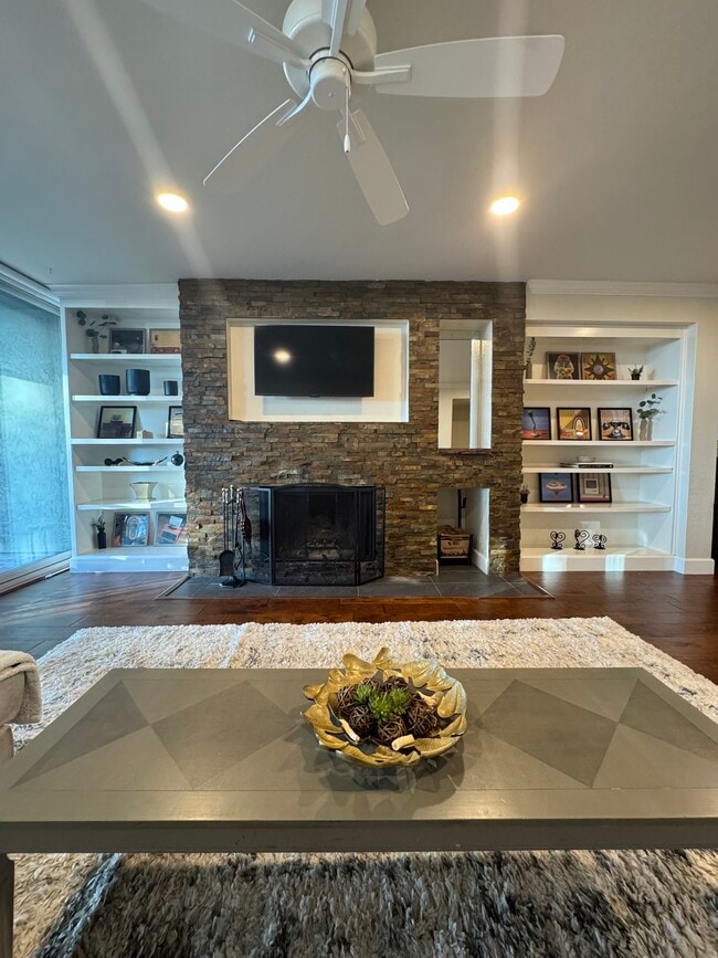 Photo - 6669 Embarcadero Dr Unit 3