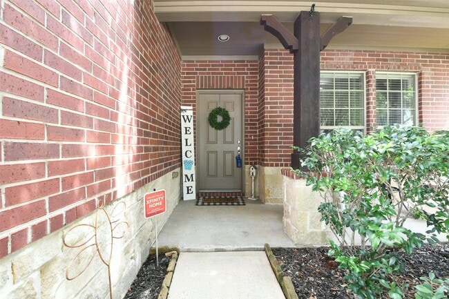 Photo - 8918 Rollick Dr