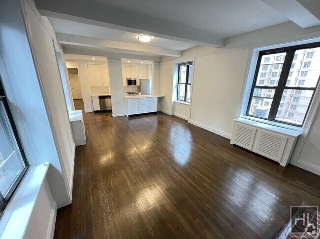 Building Photo - WEST 55 STREET Unit 5C Rental
