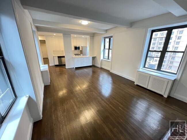 WEST 55 STREET - WEST 55 STREET Apartment Unit 5C