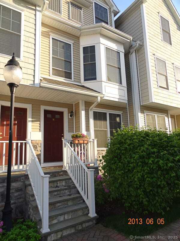 Building Photo - 85 Camp Ave Unit APT 9B