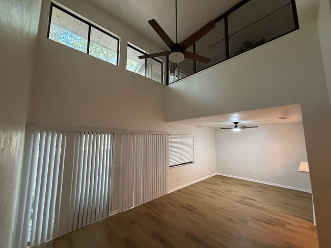 Photo - 5424 SW 4th Pl