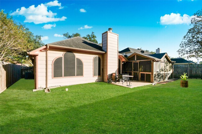 Photo - 1419 Hudgens Ave