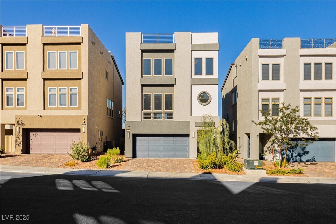 Photo - 7977 Mountain Lilac St