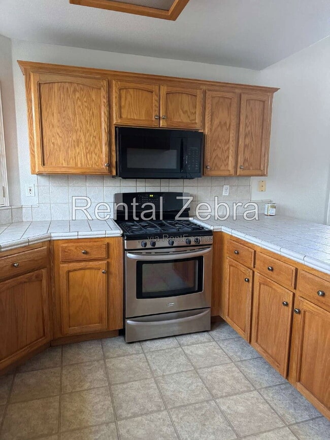 Photo - 2424 Sorrel Dr