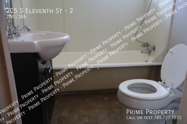 Photo - 205 S Eleventh St-2 Unit 2