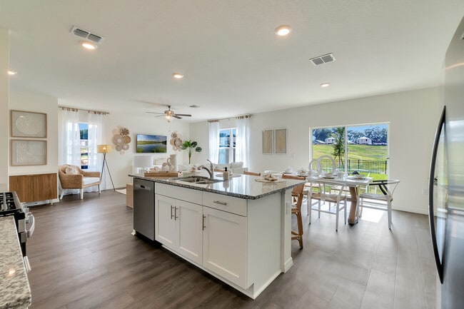 Photo - Lake Griffin Reserve