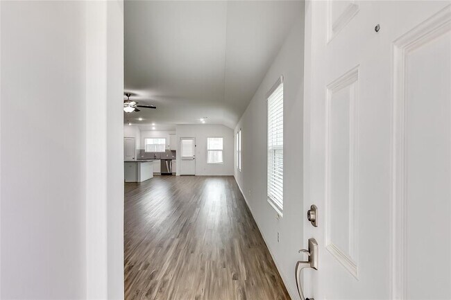 Photo - 1641 Catahoula Dr