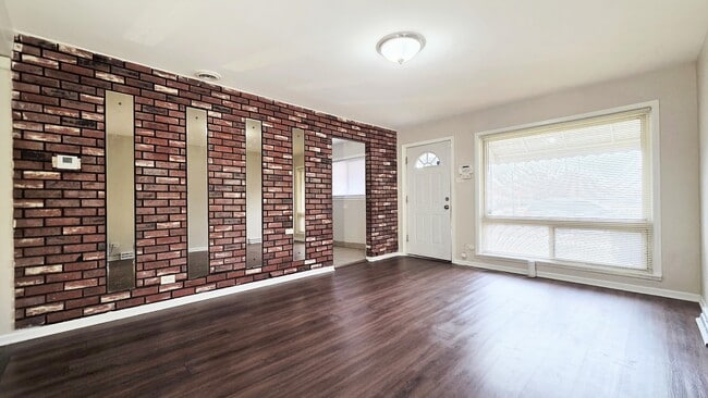 Sala de estar - 10200 S Crandon Ave