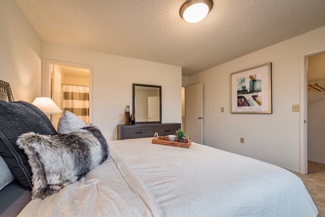 MeadowView Townhomes