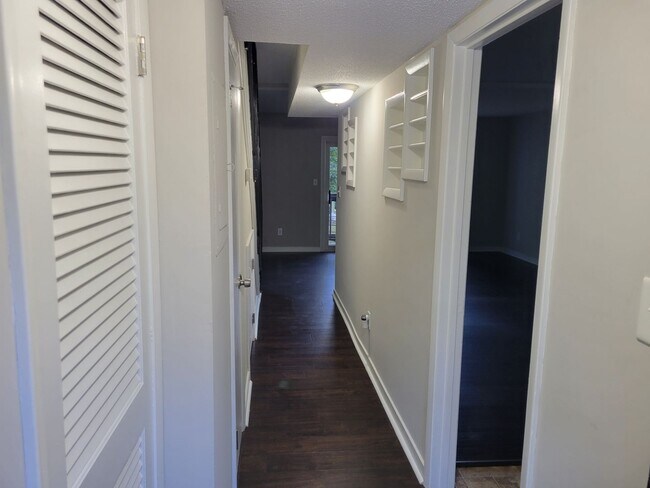 Photo - Charming Townhouse Minutes from North Hills