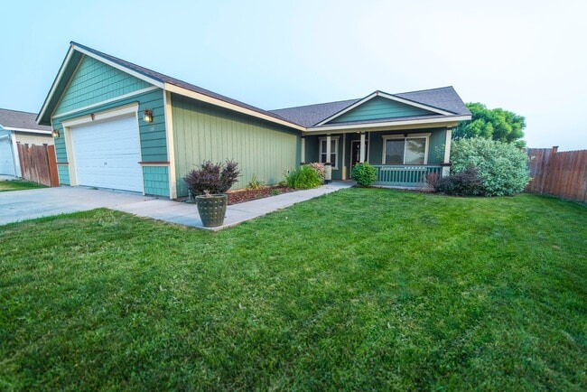 4 Bedroom 2 Bath Home for Rent - 4 Bedroom 2 Bath Home for Rent