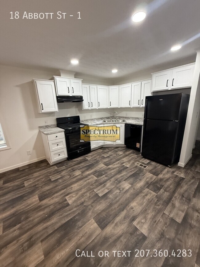 Photo - 18 Abbott St Unit 1