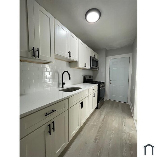 Photo - 3 Bedroom Completely rehabbed