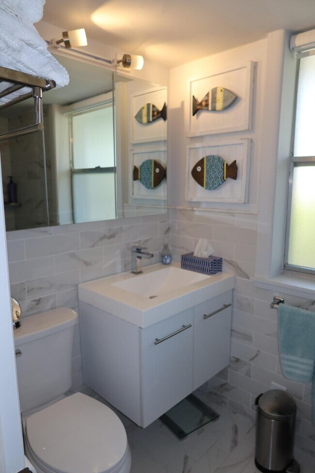 Photo - 1221 Hillsboro Mile Unit 19b