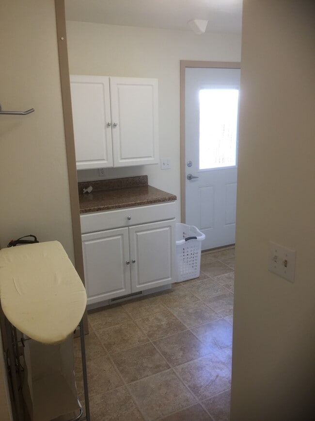 Photo - 1229 Parkhill Dr