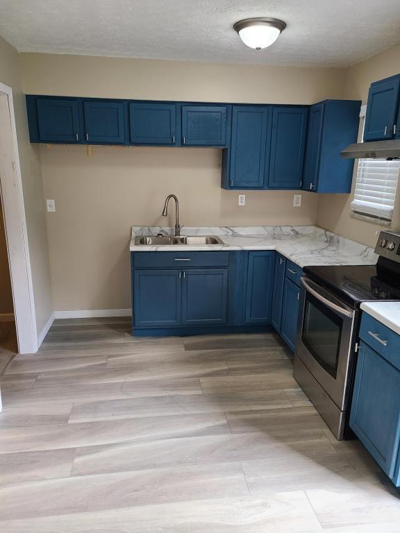 Photo - 1629 Kings Mill Ct