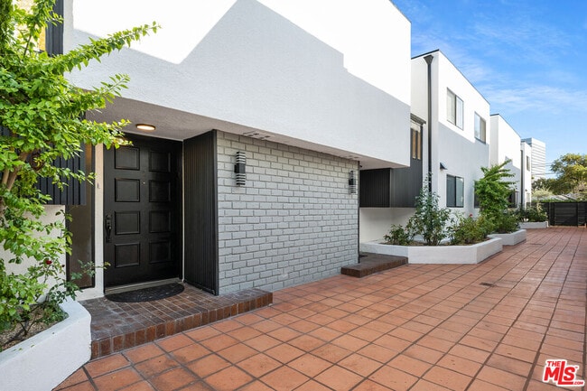 Photo - 234 S Tower Dr Unit 2