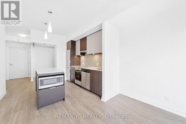 Photo - 203 College St Unité 2605