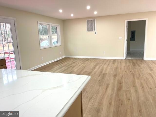 Photo - 14589 Kings Hwy