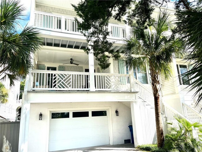 Building Photo - 1548 Ocean Blvd