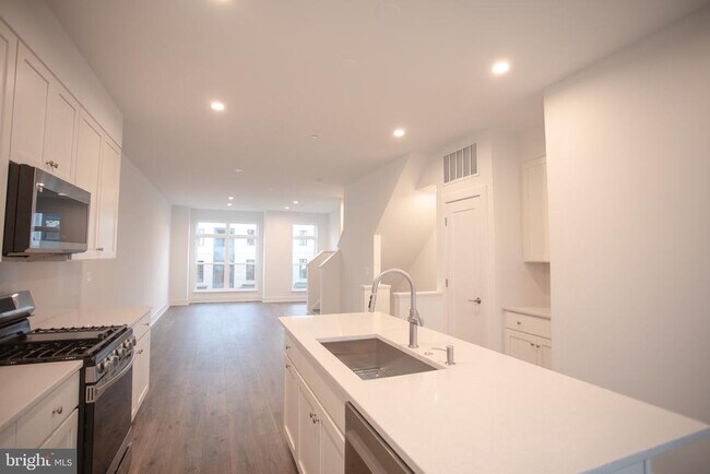 Photo - 2136 Tysons Ridgeline Rd