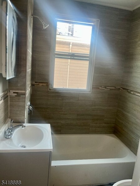 Photo - 95 Alexander St