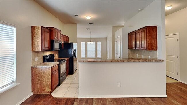 Photo - 2801 NW 182nd St