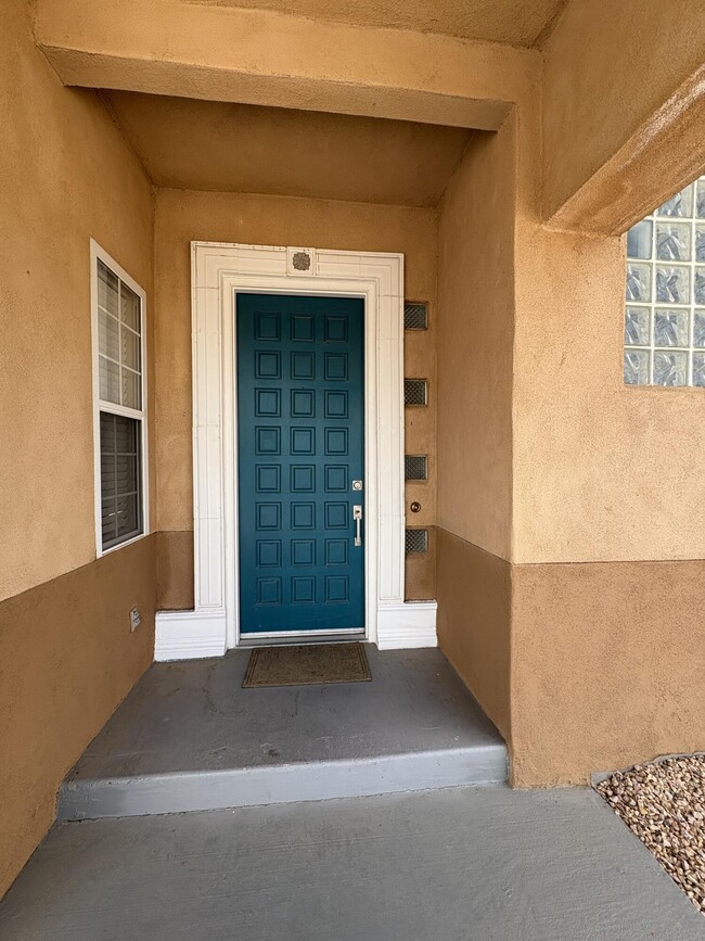 Photo - 8612 Eagle Rock Ave NE