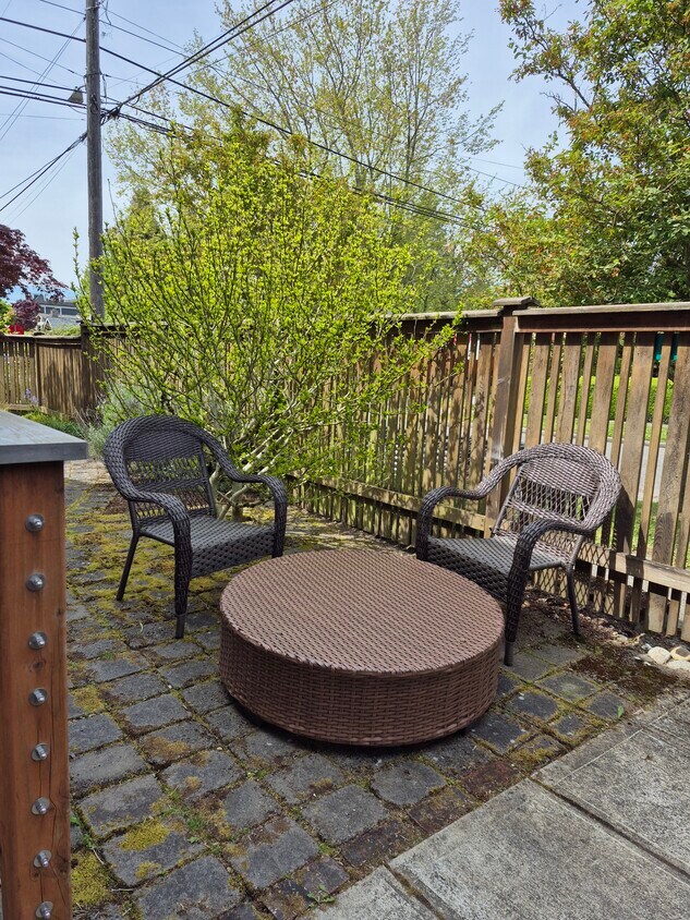 Photo - 7514 3rd Ave NW (Seattle, WA)