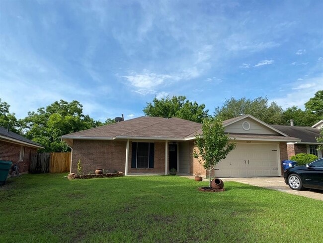 Building Photo - 18747 Parfield Ln Rental