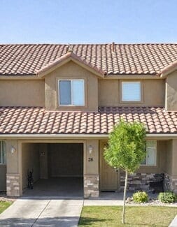 "Spacious 3-Bed Townhouse with 2.5 Baths in Prime Washington Location - 1550 Sq. Ft. of Comfort!" - "Spacious 3-Bed Townhouse with 2.5 Baths in Prime Washington Location - 1550 Sq. Ft. of Comfort!" Unit 28