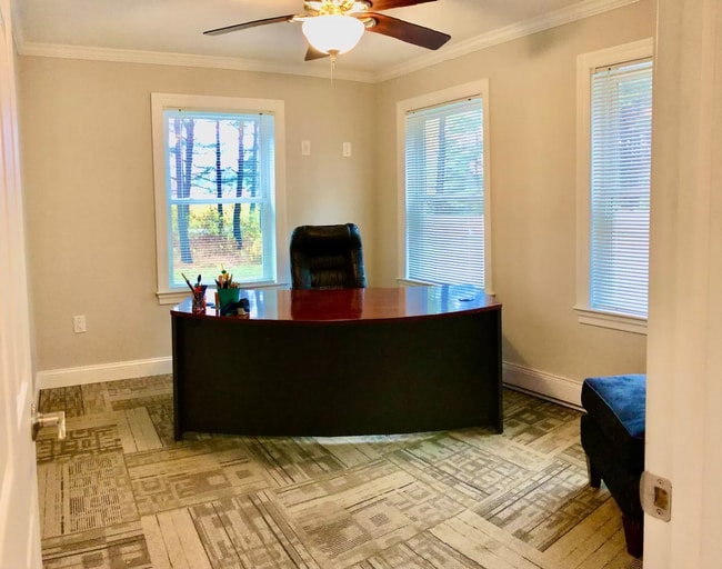 Extra 4th room used as an office, study room or other. - 425 Troy Rd Unit Apt 1
