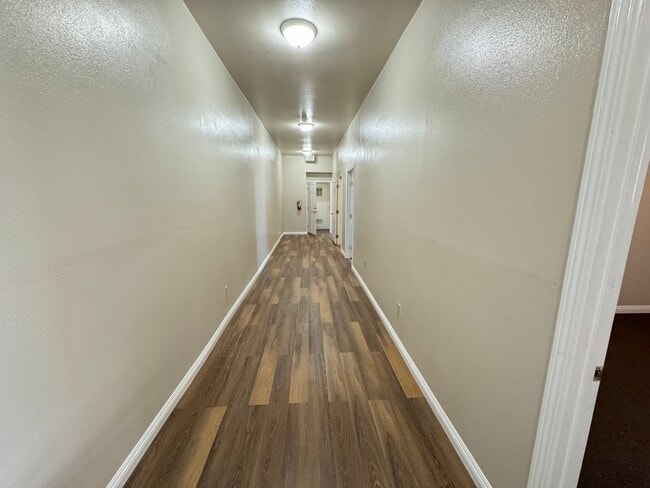 Photo - 1370 W 24th St Unit 1370