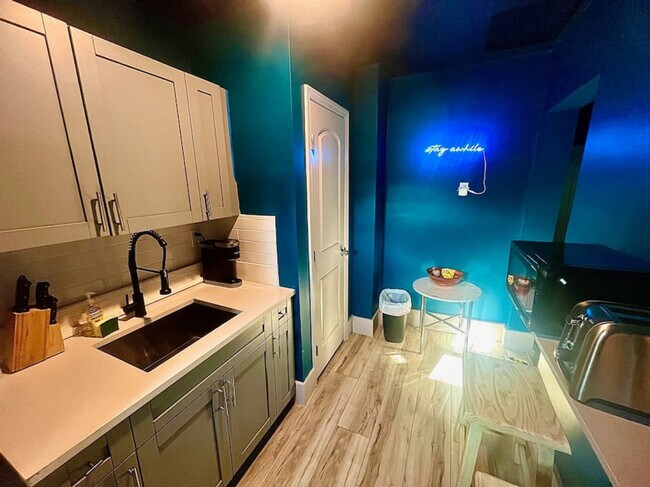 Photo - 625 NE 13th Ave Unit ID1369647P