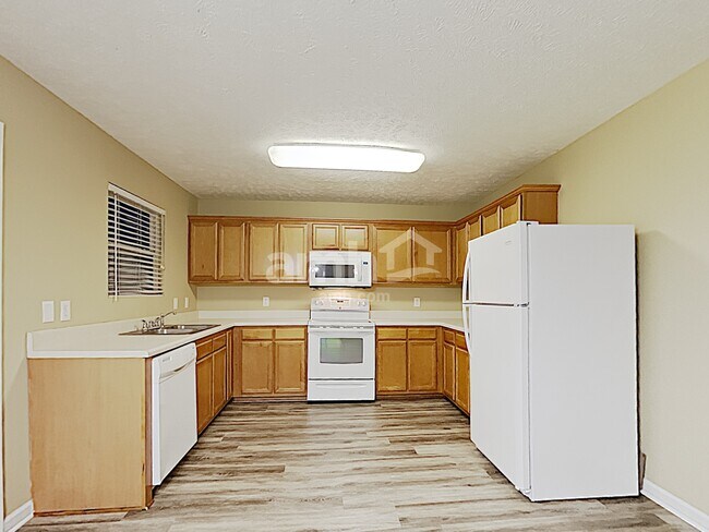 Photo - 1410 Dublin Ct