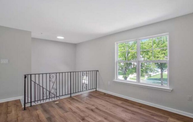 Photo - 1716 Bradmoore Dr