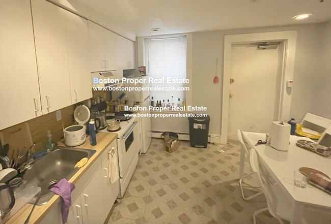 Photo - 80 Fenway St