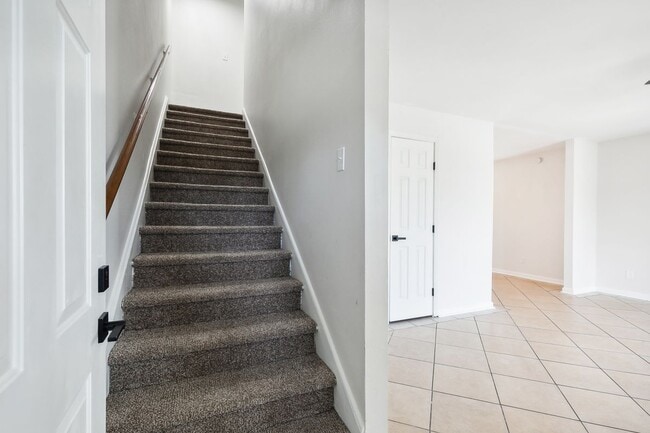 Photo - 13300 Granville St