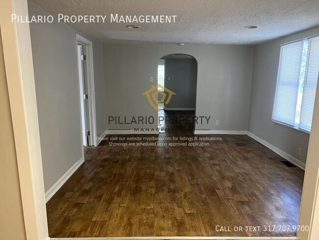 Photo - 3245 Foltz St