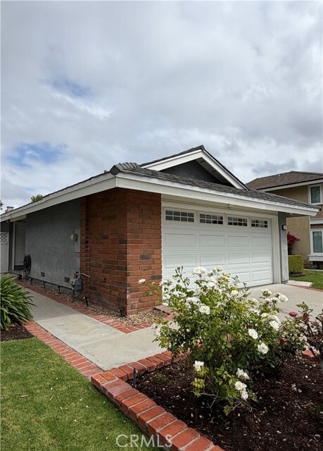Building Photo - 31 Shearwater
