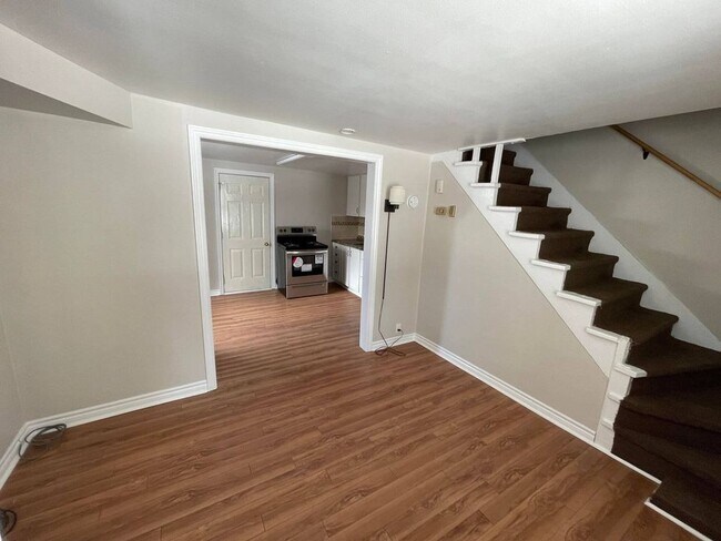 Photo - 177 Raglan Rd