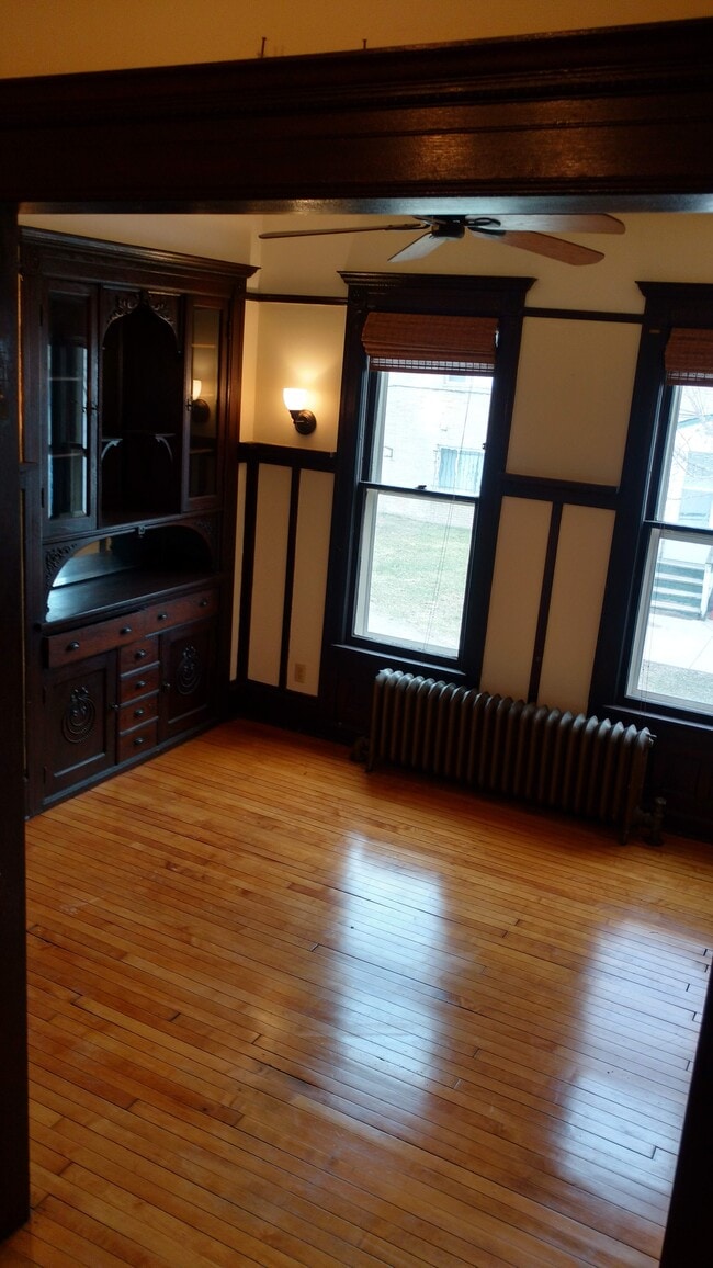 Photo - 1624 N Warren Ave Unidad Lower