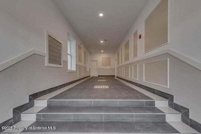 Photo - 19 N River St Unit 403