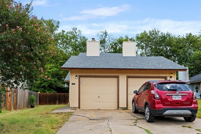 Photo - 1805 Rawhide Loop Townhome