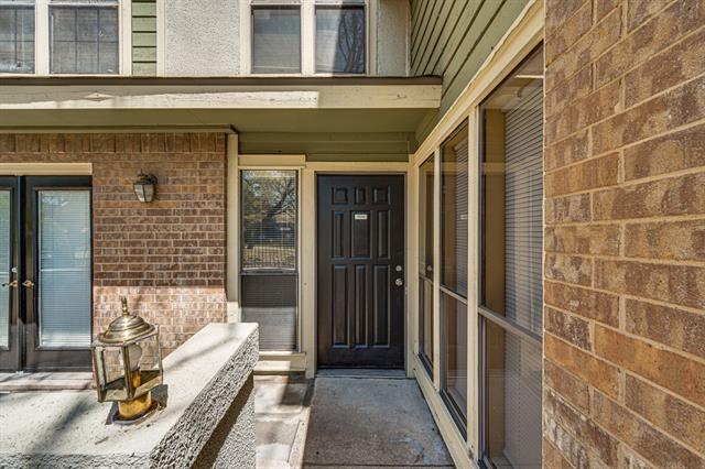 Photo - 9611 Walnut St Unit 1106