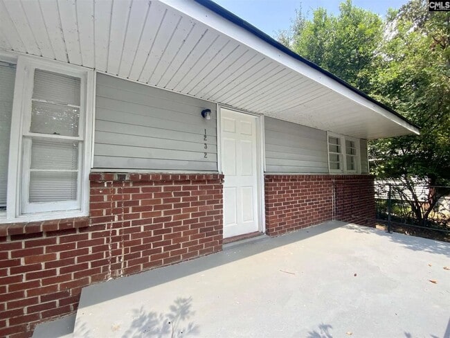 Photo - 1232 Carter St