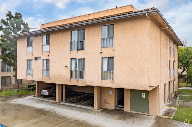 Alternate - Figueroa Gardens