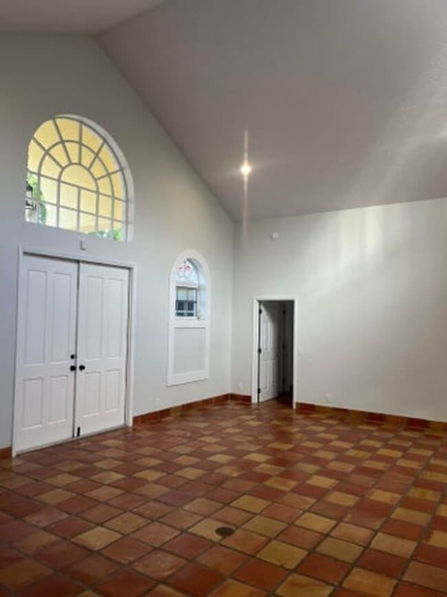 Photo - 8805 SE Riverfront Terrace